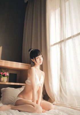 亚洲精品无码肉片色哟哟_DVD免费观看视频